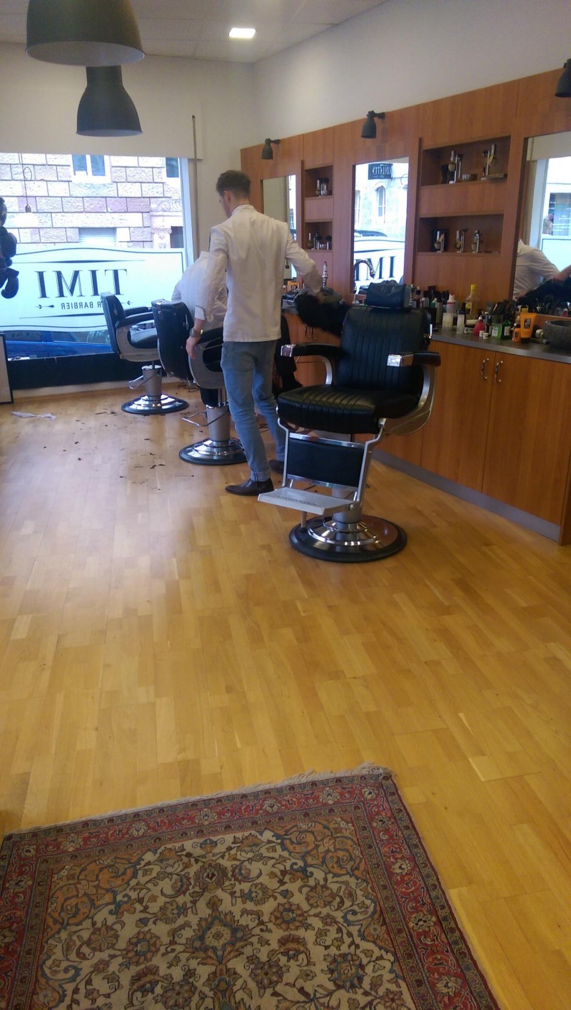 TIMI Der Barbier Innen