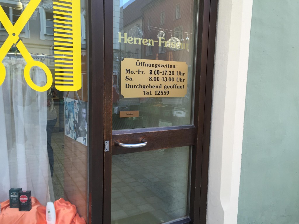 Herrenfriseur Karl Öffnungszeiten