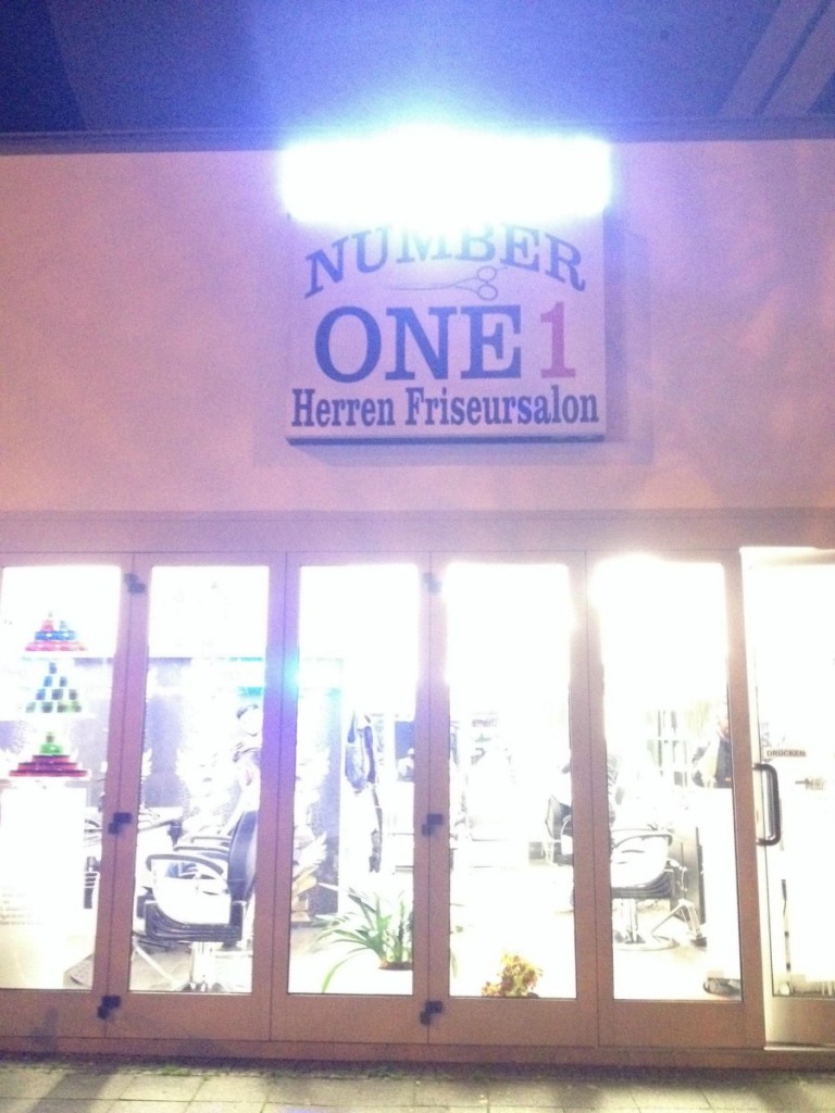 No. One Herren Frisör