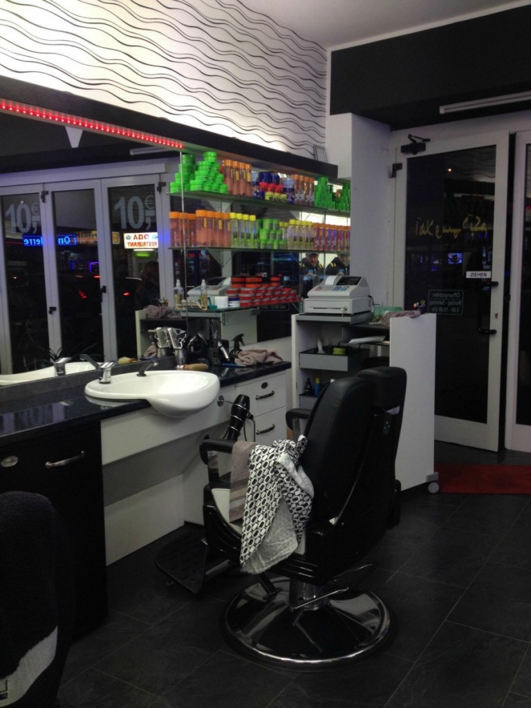 No. One Herren Frisör